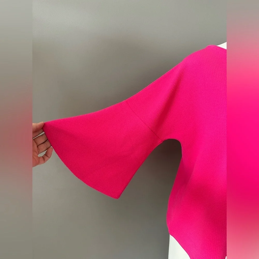 Jones New York pink tulip sleeve top - Picture 2 of 3